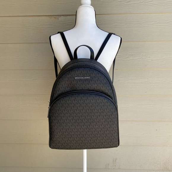 Michael Kors abbey backpack - Picture 7 of 7